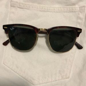 Ray-Ban RB3016 Clubmaster, Polished Tortoise Frame